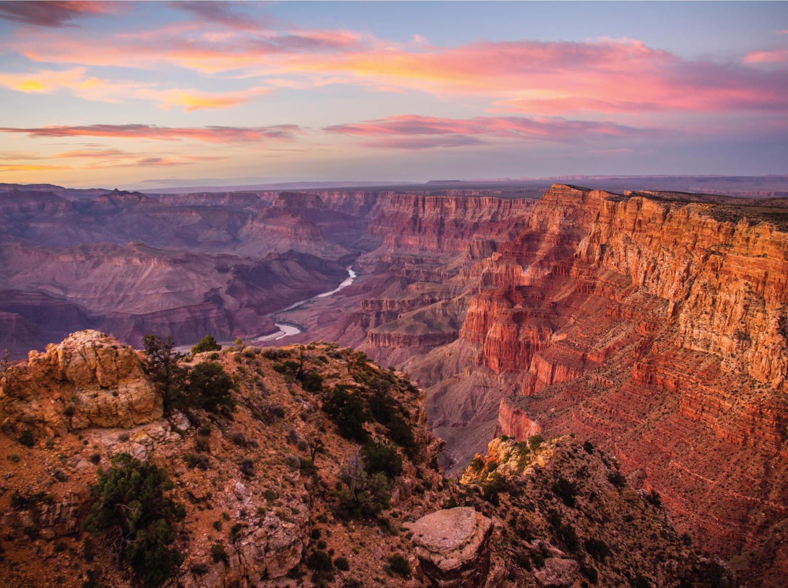 image of a sunset view over the Grand Canyon in Arizona